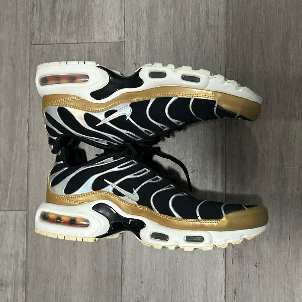 Nike AirMax woman’s size 8